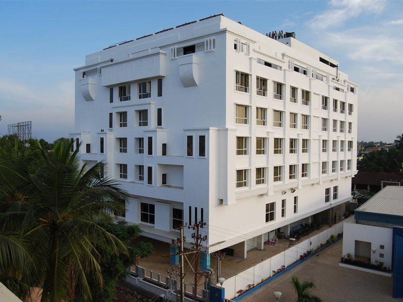 Royal Park Kakinada 호텔 외부 사진