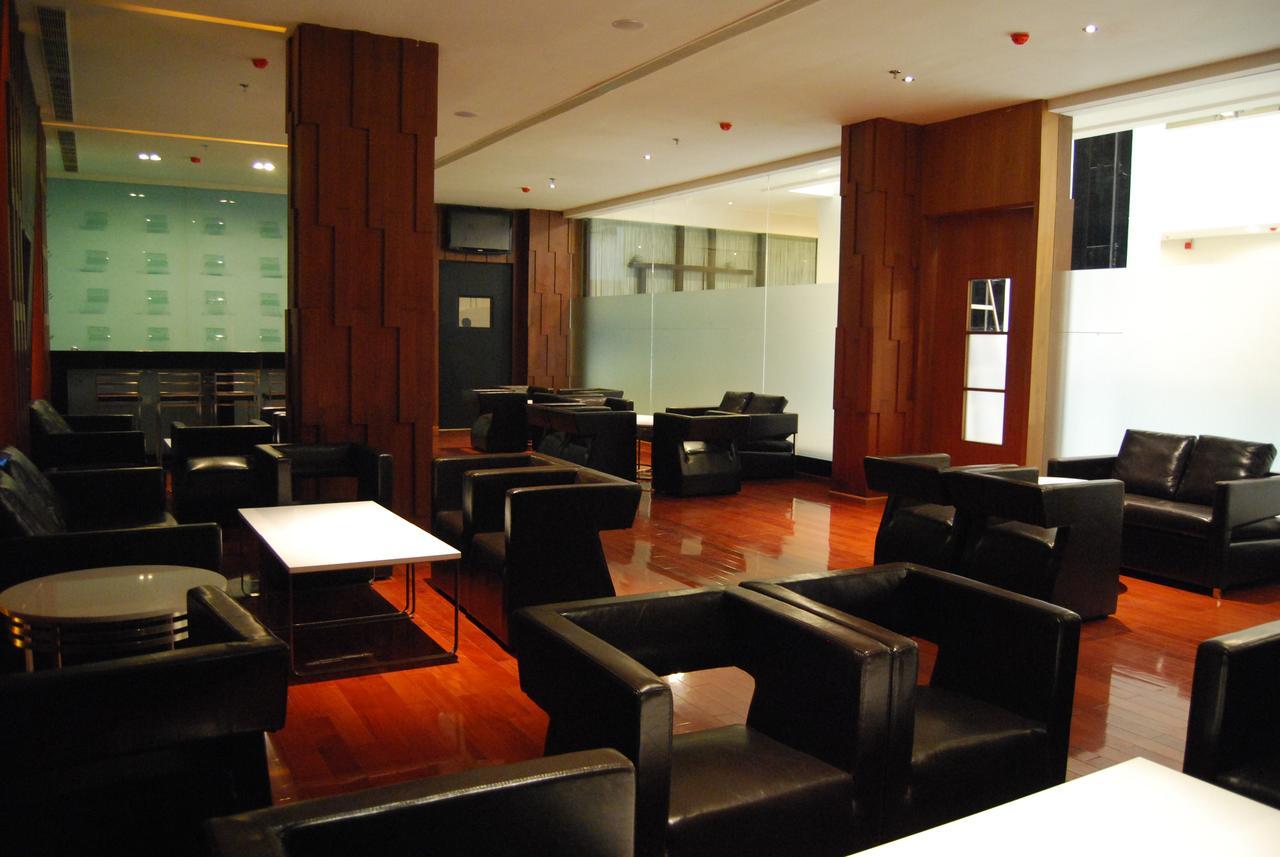 Royal Park Kakinada 호텔 외부 사진